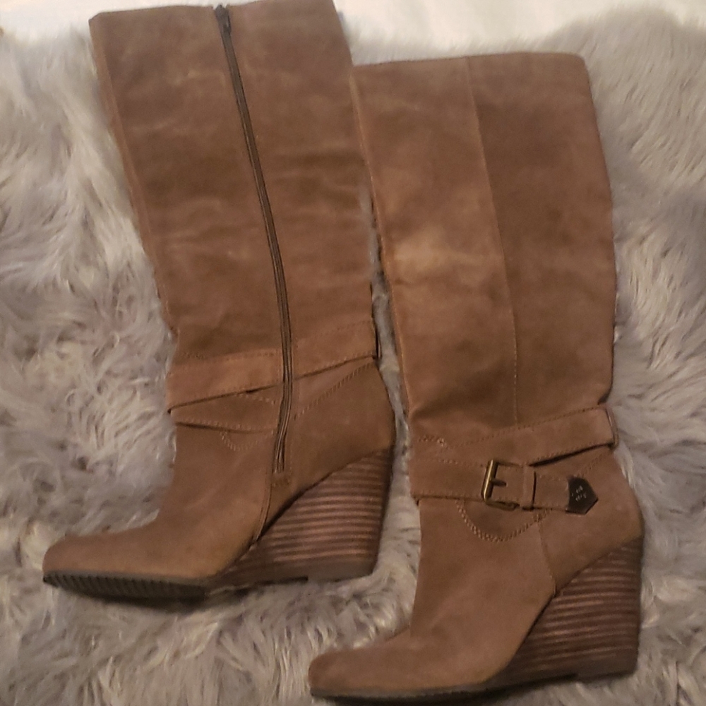 Long leather boots